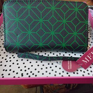 Universal Wallet- Media Case